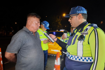 En varios puntos de la ciudad se ejecutaron las pruebas a conductores.