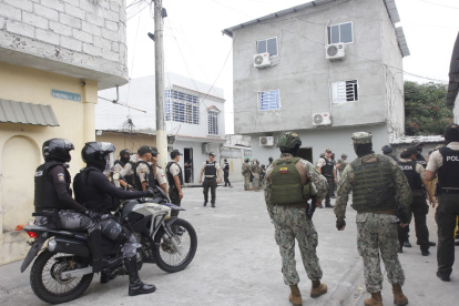 Operativo militar en el Guasmo Sur de Guayaquil.