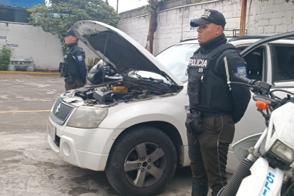 El auto fue ingresado a los patios de retención vehicular de la Policía Judicial.