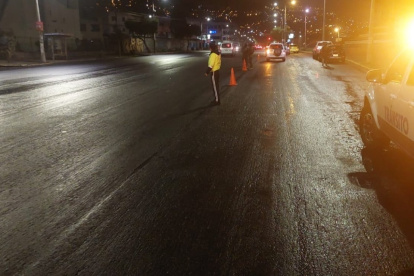 Imagen referencial. Las autoridades recomendaron circular con precaución en Quito, ante la tormenta eléctrica.