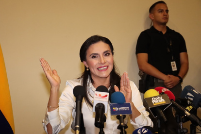 Verónica Abad se pronunció  este 9 de enero sobre las decisiones de Daniel Noboa.