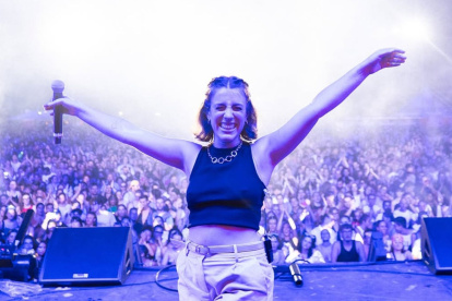 Laura Esquivel tiene 30 años.