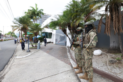 Exteriores de TC Televisión, ante la visita del presidente Daniel Noboa.