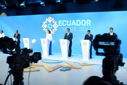 El debate presidencial será transmitido desde un estudio de televisión.