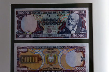 Billete de 50.000 sucres expuesto en el Museo de la Moneda del Banco Central.