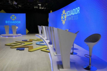 El CNE es el organizador del debate presidencial en primera vuelta.