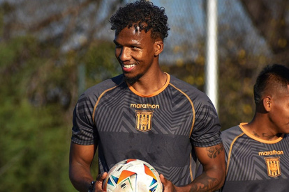 Darío Aimar tendría un acuerdo con Liga de Quito.