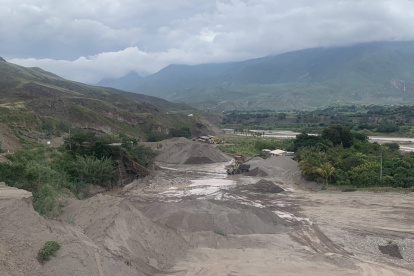 El proyecto Loma Larga ha sido motivo de disputa en la comunidad.
