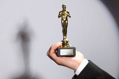 Dos de las premiaciones más importantes en el mundo del cine se atrasaron por los incendios en Los Ángeles.