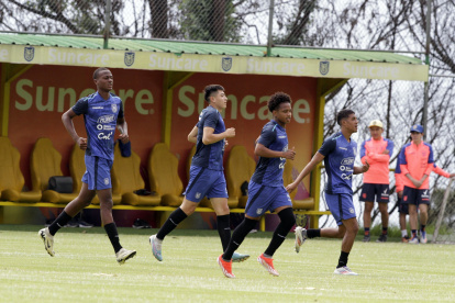 El combinado sub-20 entrena con intensidad en la Casa de la Selección de cara al Sudamericano donde apunta a conseguir la clasificación a la Copa del Mundo.