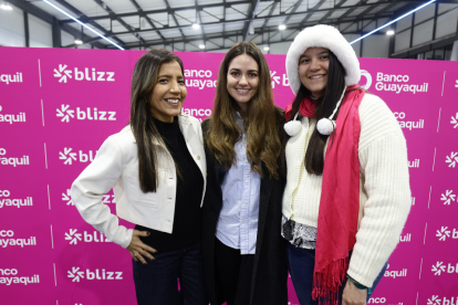 Estefania Bustamante, Andrea Játiva y Ana Ribas.