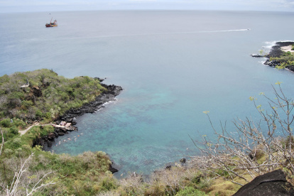 Imagen de archivo de una bahía en la isla San Cristóbal, en el archipiélago de Galápagos, Ecuador.