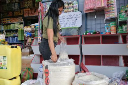 Quejas por aumento de robos en el mercado de Montebello.