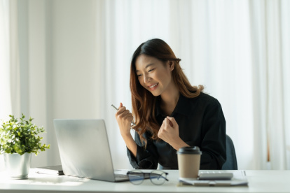 Estudio revela la hora exacta del día en donde somos más felices.