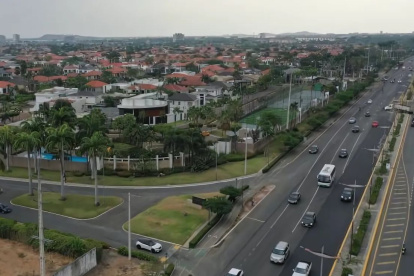 La Puntilla, parroquia de Samborondón, concentra a gran cantidad de familias de clase alta en Ecuador.