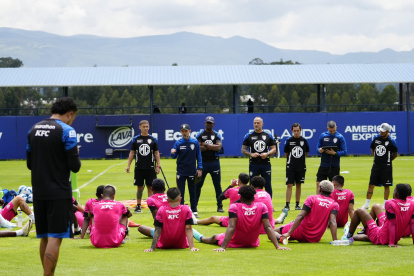 Javier Rabanal dirige al equipo al que será su debut como técnico en IDV.