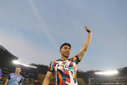 Ángel Mena se retiró de la selección de Ecuador jugando en el Monumental