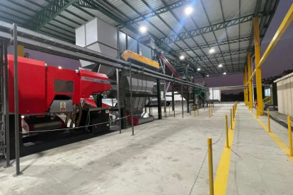 Está ubicada en el relleno sanitario de Samborondón.