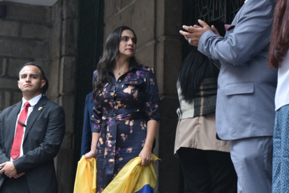 La vicepresidenta Verónica Abad recobró sus funciones tras acción de protección.