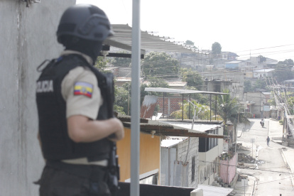 Efecto. Las calles del sector permanecen desoladas. Los moradores temen  ser víctimas colaterales.