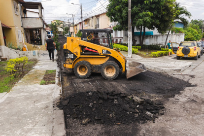 Las calles han empezado a ser reparadas hace pocos días