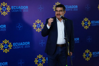 Jorge Escala es profesor, pidió cuatro meses de licencia, sin remuneración, para participar en las elecciones.