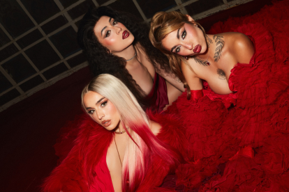 La cantante española publica el remix de su tema "La reina"