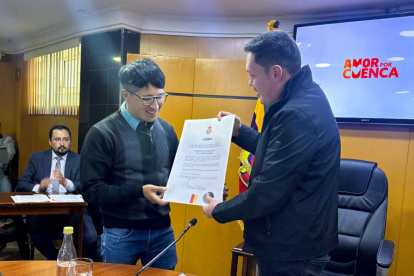 Personaje. Damián Duchi salvó la vida de dos hermanas que quedaron atrapadas en el río Yanuncay.