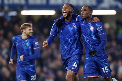 Chelsea pelea en la parte alta de la tabla de posiciones de Premier League.