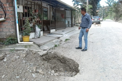 Atención. El barrio el Calvario enfrenta problemas de alcantarillado