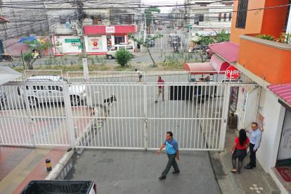 17-01-2023-Como se organizan los barrios y ciudadela frente a la nueva tasa por la colocación de rejas