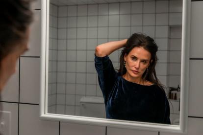 Escena de Demi Moore en La Sustancia.