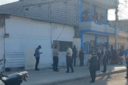 Los habitantes del barrio Abdón Calderón, en La Libertad, quedaron conmocionados.