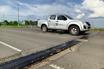 Daño. Los ciudadanos exigen a las autoridades competentes el arreglo inmediato de las vías afectadas.