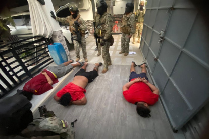 Según FF.AA., Carlos Julio Demera es el segundo cabecilla de Los Lobos. Su abogado, en cambio, alega que es comerciante.