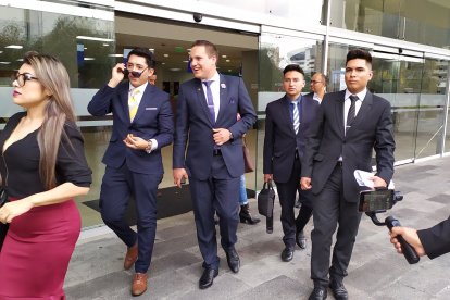 Cristian Romero (centro) y a su izquierda Michael Hernández están procesados en Metástasis y Plaga, como apartes de una red criminal.