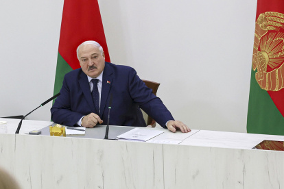 Figura. Alexandr Lukashenko vuelve a ganar las elecciones.