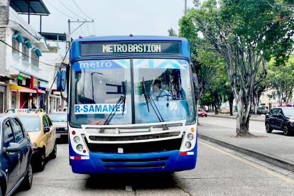 Tras una serie de peticiones, ahora la ruta que conduce hacia Samanes llega hasta el parque del mismo nombre.
