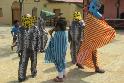 Arte. La Fundación Teatro Experimental lleva funciones artísticas a zonas vulnerables.