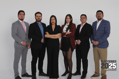 Antonio Romero, Óscar Murillo, Génesis Parrales, Katherine Argudo, Richard Jiménez y Alfonso Albán conducierán las tres emisiones.