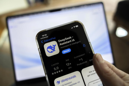 DeepSeek es la nueva inteligencia artificial que revoluciona el panorama tecnológico global.