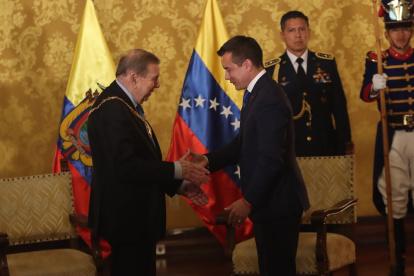 Daniel Noboa y Edmundo González en Carondelet.