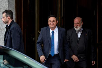 El fiscal principal de España, Álvaro García Ortiz (C), abandona el Tribunal Supremo en Madrid el 29 de enero de 2025.