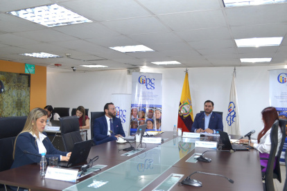 Gonzalo Albán se integra al Pleno durante las vacaciones del consejero Augusto Verduga.