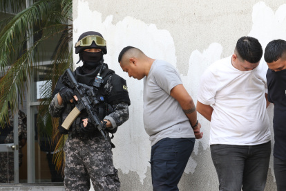 Alias Fedefue detenido en la urbanización Las Joyas, quien fue encontrado con drogas junto a sus cómplices.