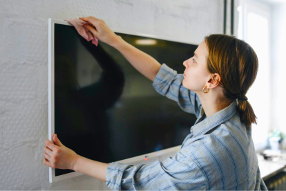 Conoce cómo limpiar tu televisor con un solo producto que lo encuentras en tu hogar.