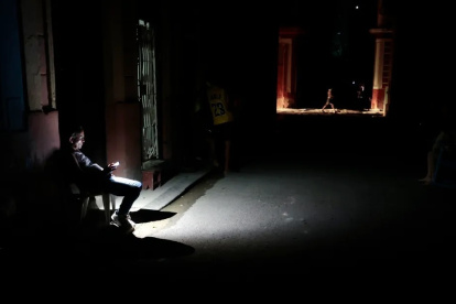 Según el Ministerio de Finanzas, las pérdidas que dejaron los apagones afectó en $ 1.800 millones al PIB.