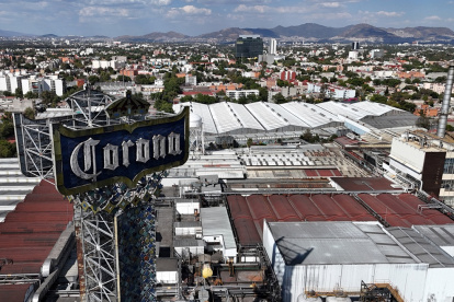 Ciudad de México. Una vista aérea de la fábrica de cerveza del Grupo Modelo, en la capital mexicana.