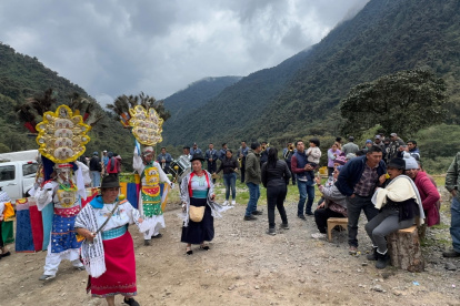 Festival. Los colonos realizaron por primera vez la ceremonia religiosa para la Virgen de Las Carmelas. El evento atrajo a varios turistas.