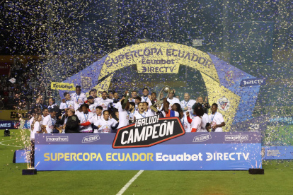 Liga de Quito se consagró campeón de la Supercopa Ecuador, luego de ganar en penales a El Nacional